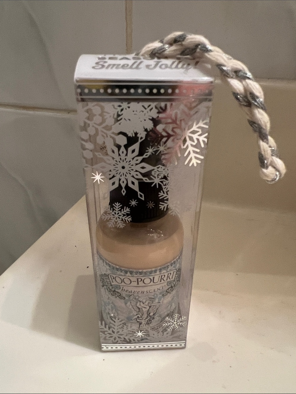 Poo-Pourri Holiday Scented Toilet Spray (Gift box ready)